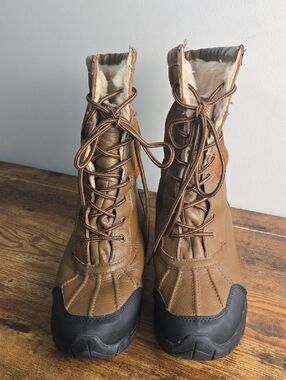 Champion Naoma Brown Leather Insulated Lace Up Winter Snow Boots Women's Sz 10